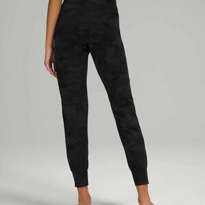 Lululemon Align Jogger - black camo